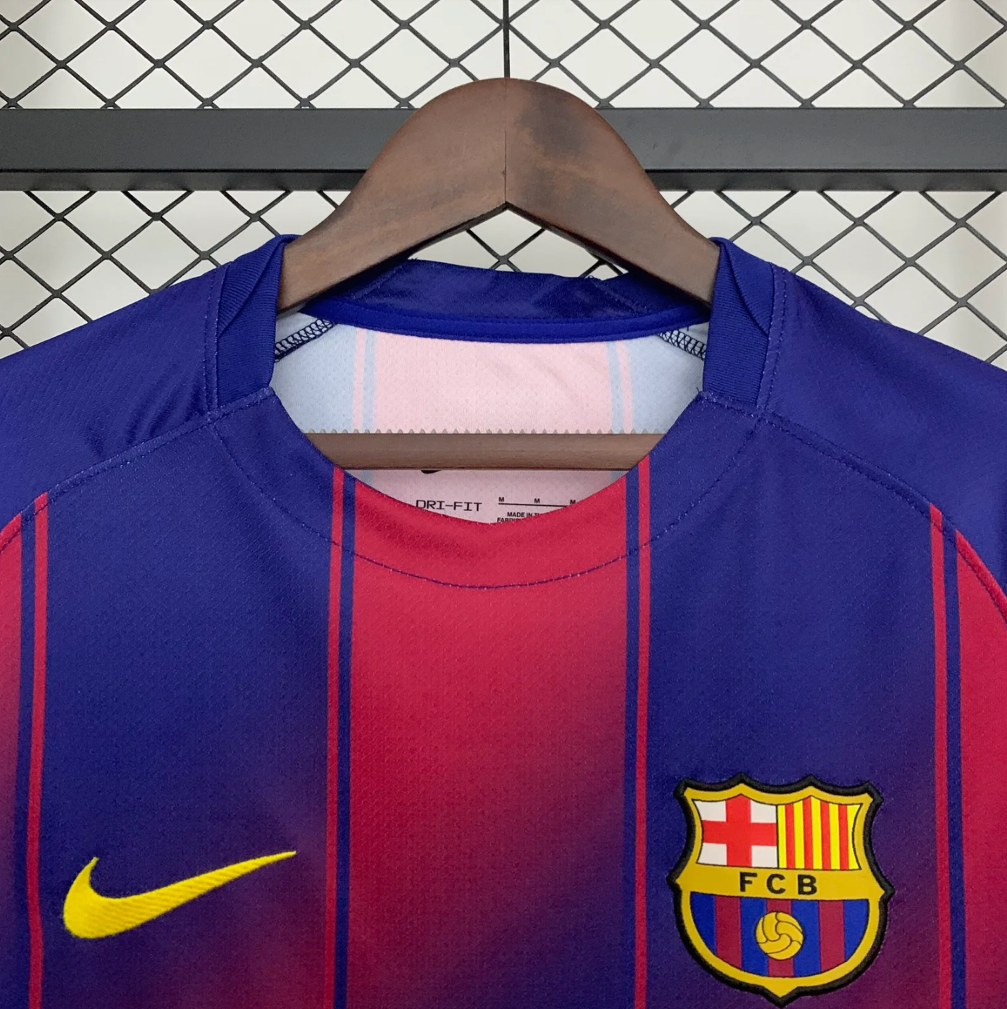 Barcelona Home Fan Version 25/26