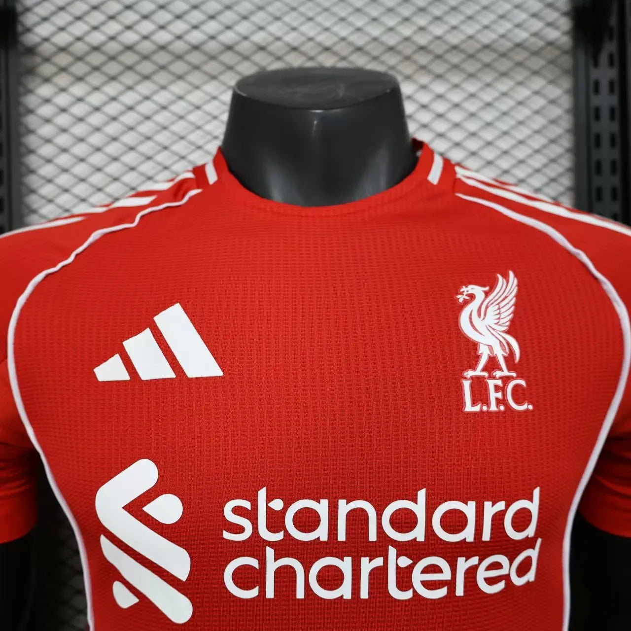 Liverpool Home Player Version 25/26